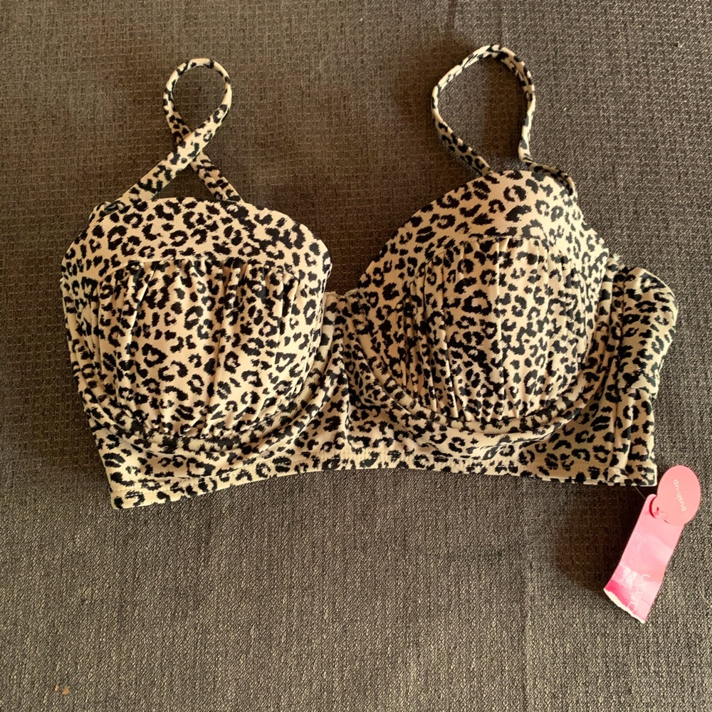 Xhileration bikini top new with tags